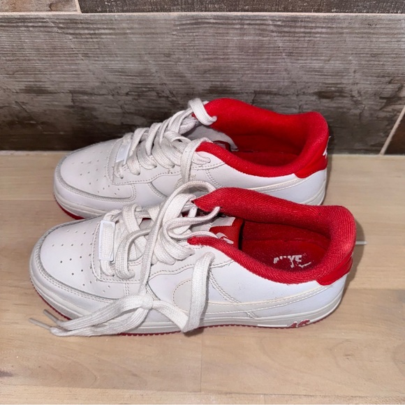 Nike Air Force 1 Low University Red - Picture 3 of 8